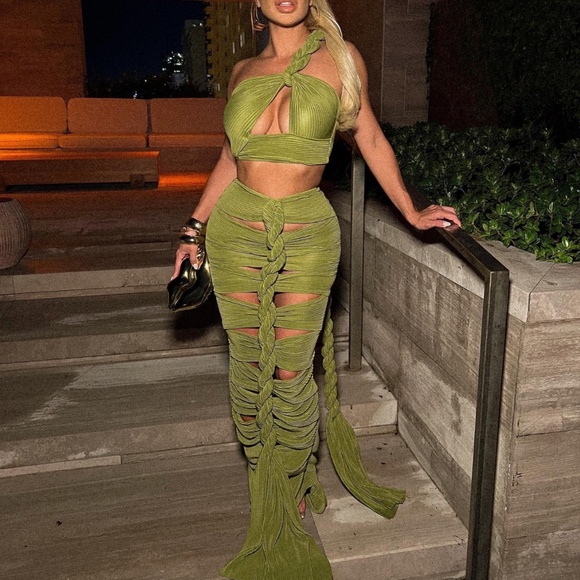 Dresses & Skirts - Green 2-piece set